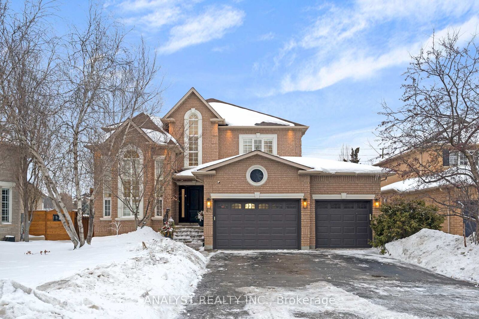 Property Photo: 43 Carstad Crescent ON L4H 1H5