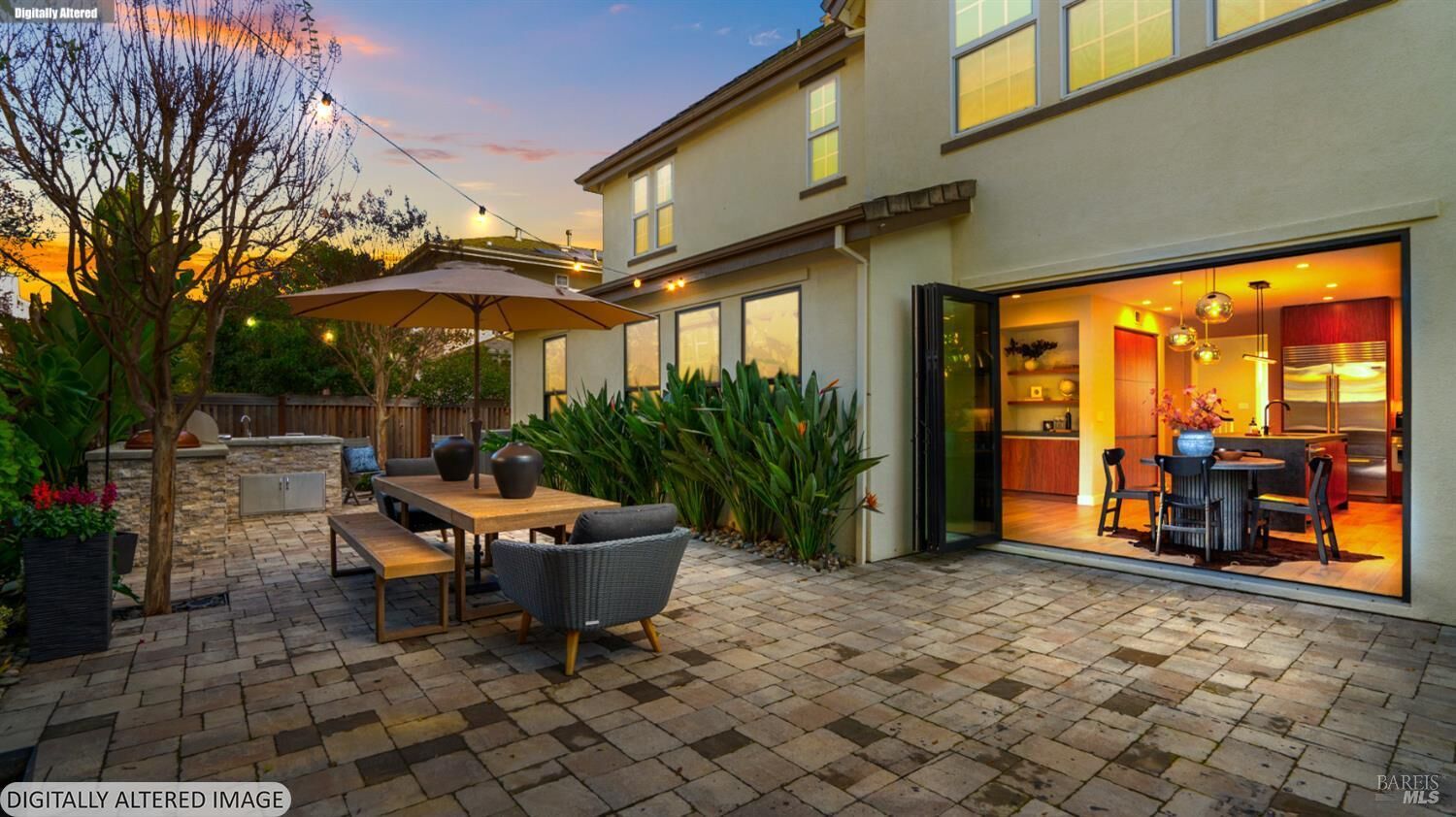 Property Photo:  92 Oak Grove Drive  CA 94949 