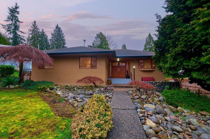 630 Sydney Avenue — photo 1