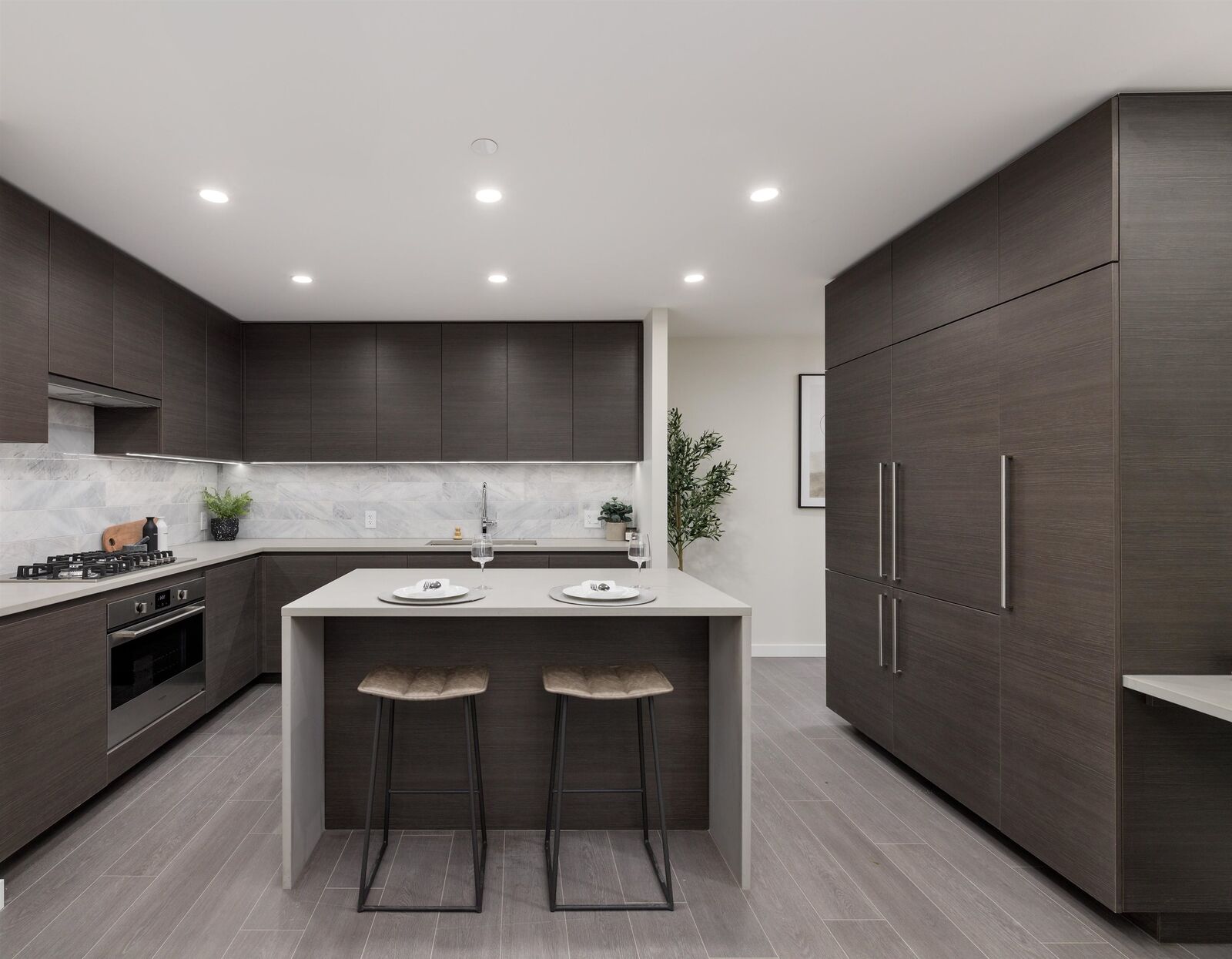 Property Photo: 2186 Gilmore Avenue 3404 BC V5C 0N7