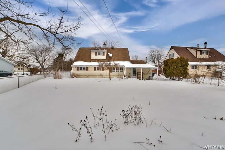 Property Photo:  1079 Carter Drive  NY 14072 