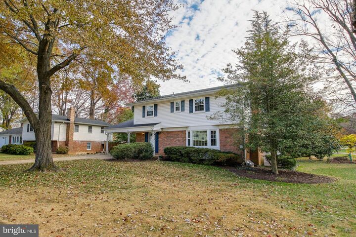 Property Photo: 5025 Cockney Court VA 22003