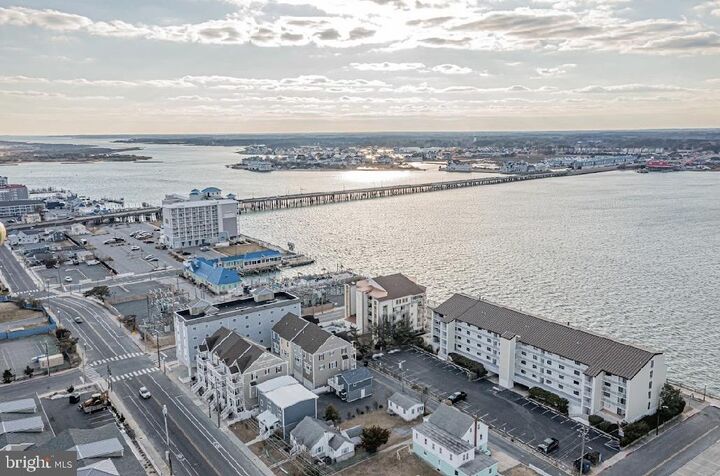 Property Photo:  202 Bayview Lane D 5  MD 21842 