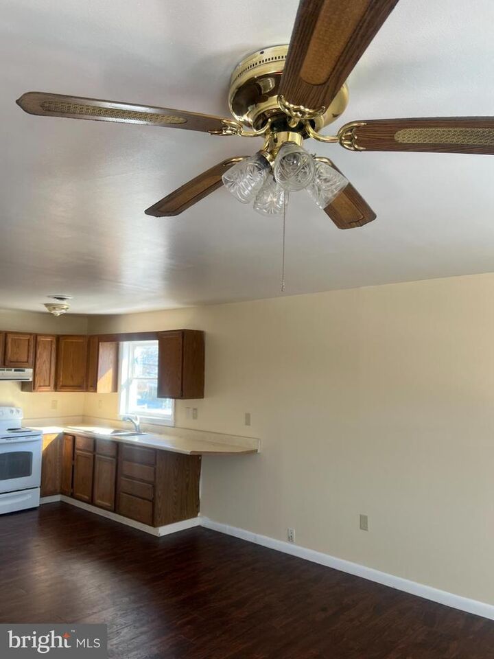 Property Photo:  3103 Walnut Street  PA 17109 