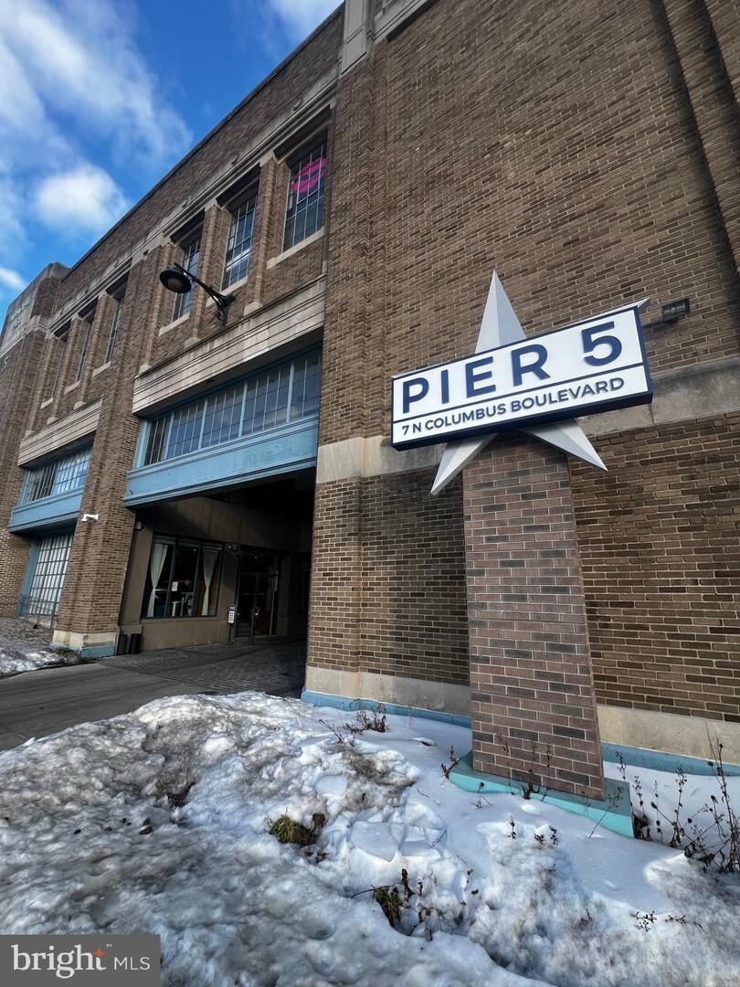 Property Photo: 7 N Chris Columbus Boulevard 139 PA 19106