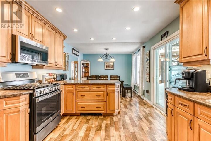 Property Photo:  51 Kathryn Crescent  ON P1B 8P5 