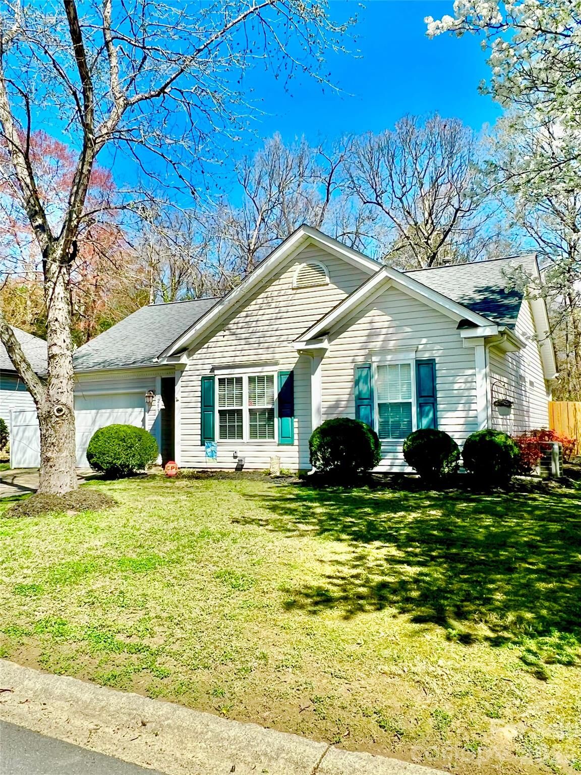 Property Photo:  283 Sweet Martha Drive  NC 28115 