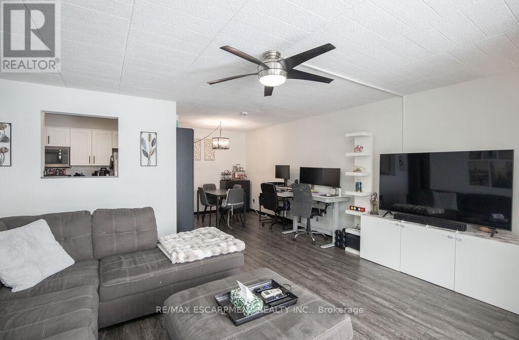 Property Photo:  71 Vanier Drive 110  ON N2C 1J4 