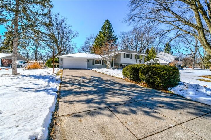 Property Photo:  906 New England Avenue  OH 45429 