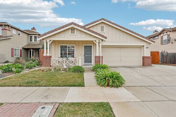 Property Photo: 6433 Aspenwood CA 94551