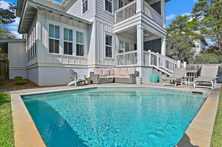 Property Photo: 28 Dalton Drive FL 32459