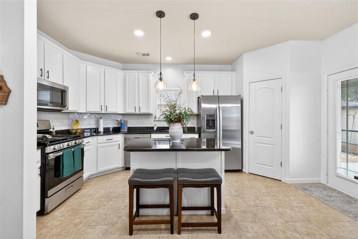 Property Photo:  4821 Clarkstone Circle  GA 30542 