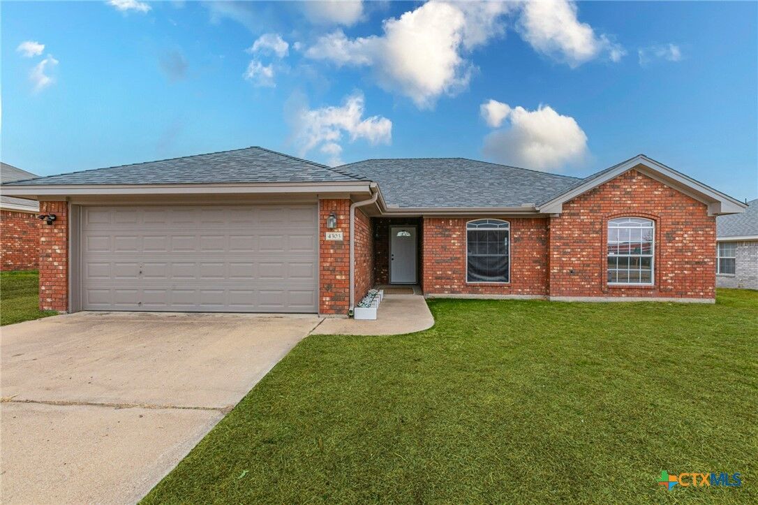 Property Photo: 4303 Flamingo Drive TX 76549