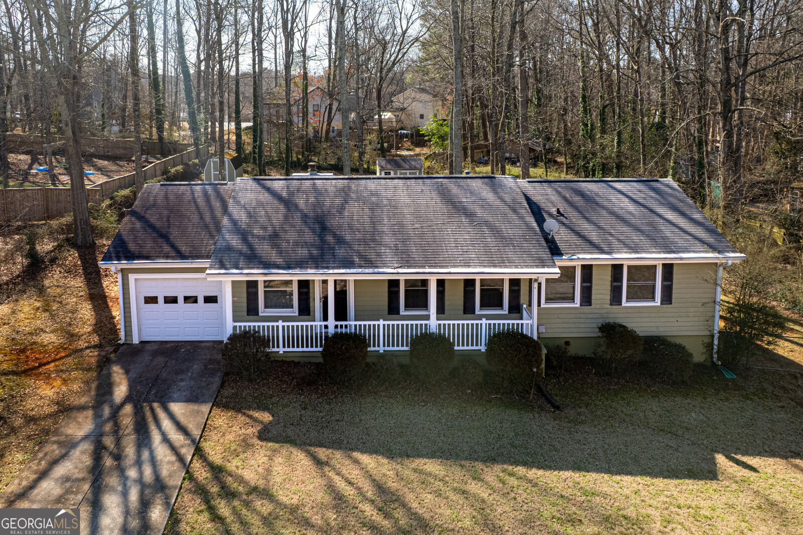 Property Photo: 1951 Branch View Drive GA 30062