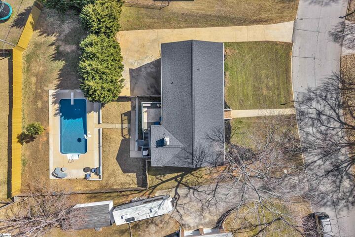 Property Photo: 145 Oak Park Drive SC 29662