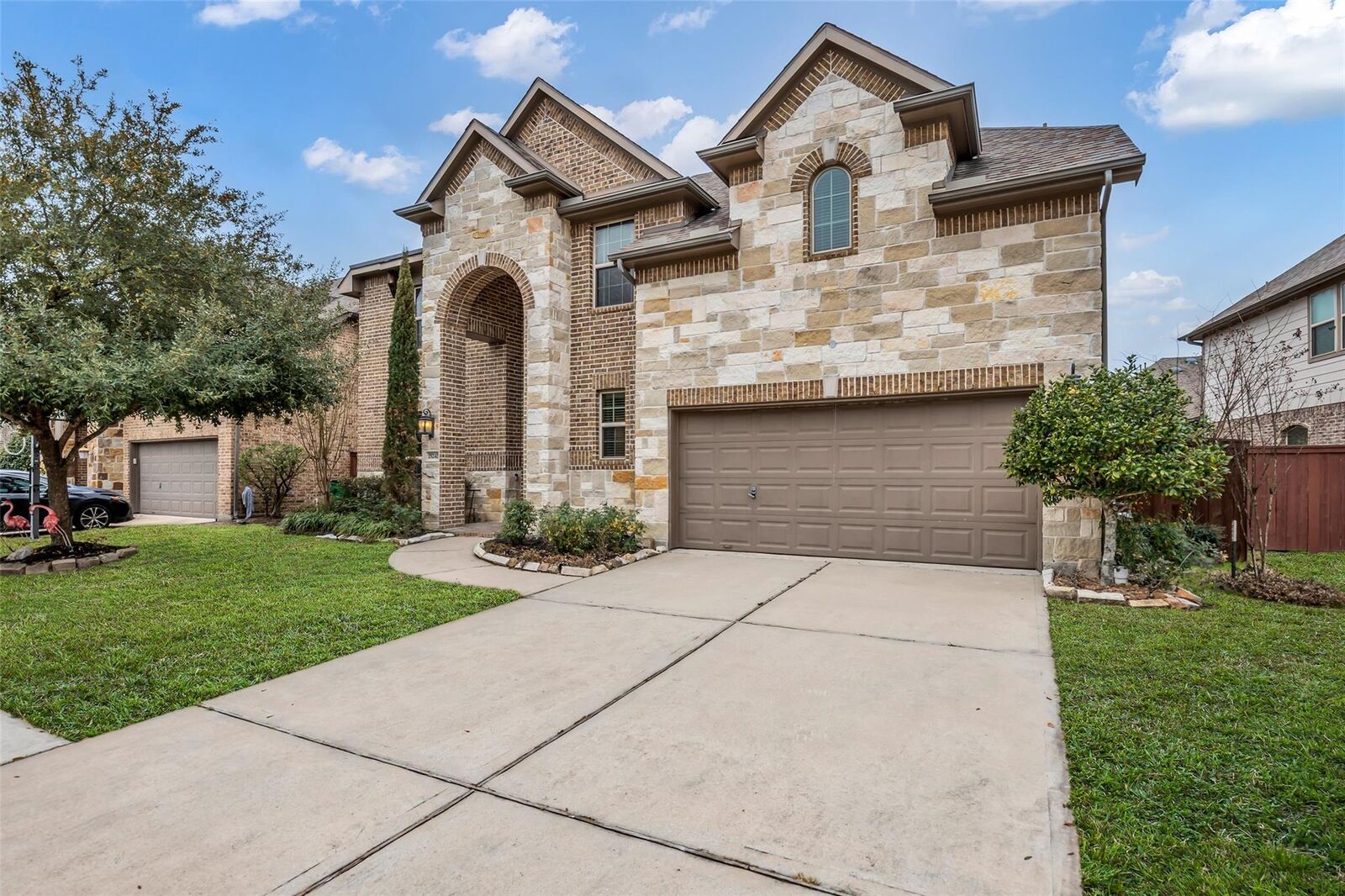 Property Photo:  25242 Forest Ledge Drive  TX 77365 