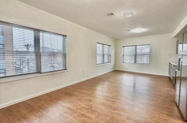 Property Photo:  143 Zabriskie St 2D  NJ 07307 