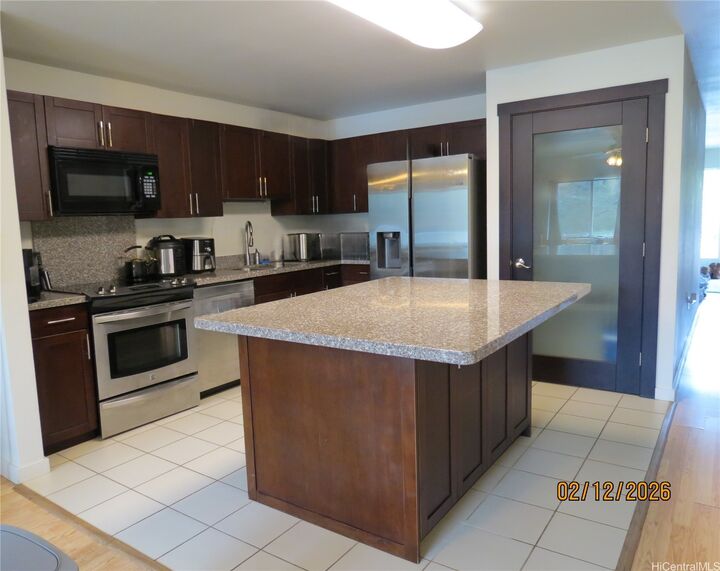 Property Photo:  95-060 Waikalani Drive A202  HI 96789 