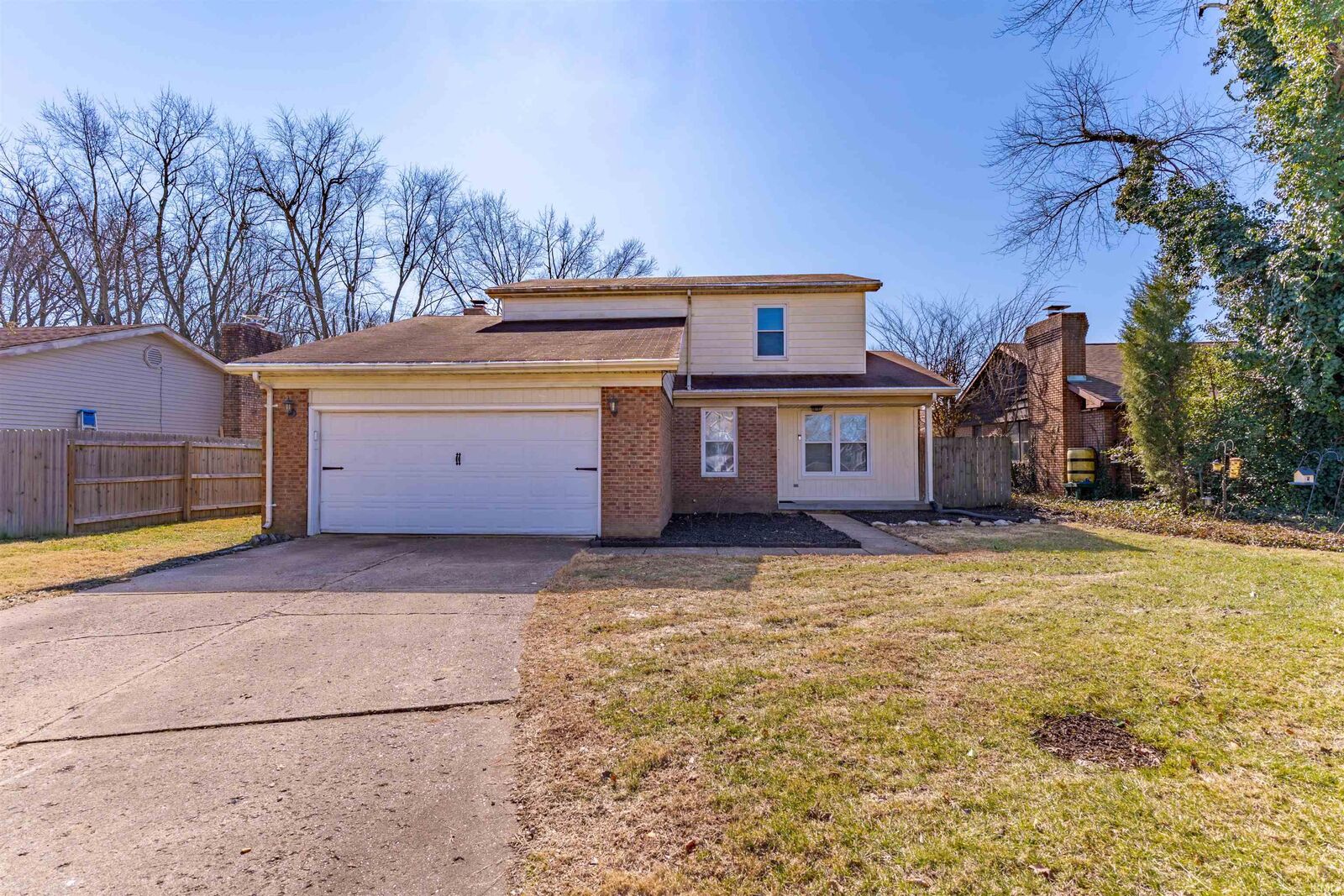 Property Photo:  6713 Lincoln Avenue  IN 47715-6919 