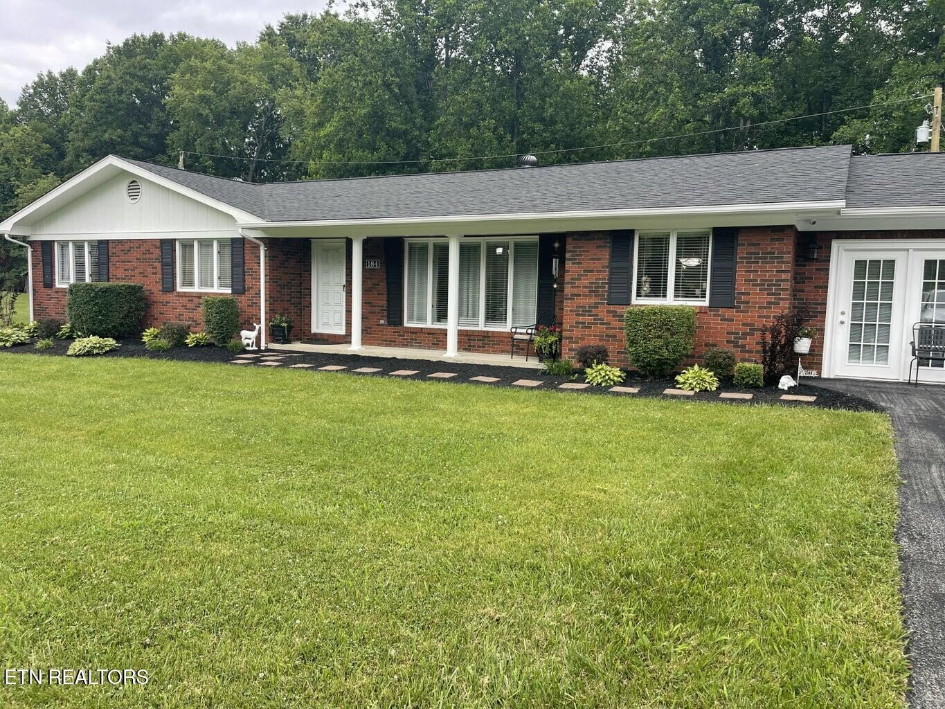 Property Photo:  184 Osborne Rd  KY 40977 