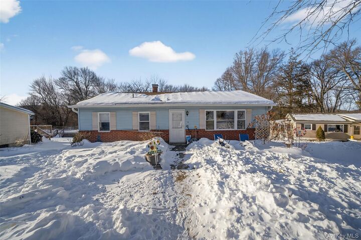 Property Photo:  13 Herbst Drive  NY 10950 