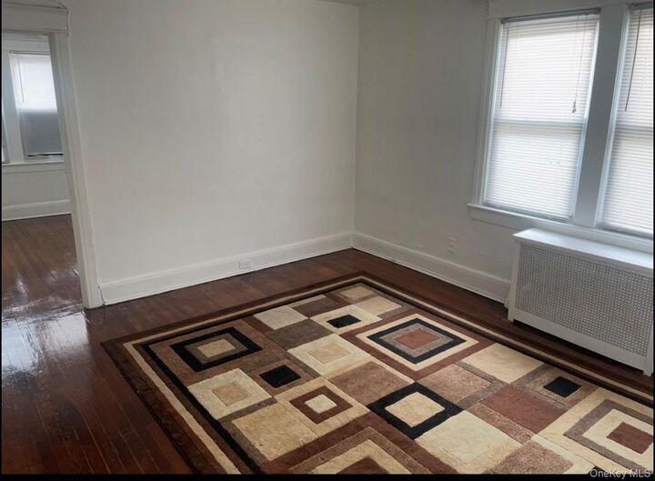 Property Photo:  439 Thieriot Avenue  NY 10473 