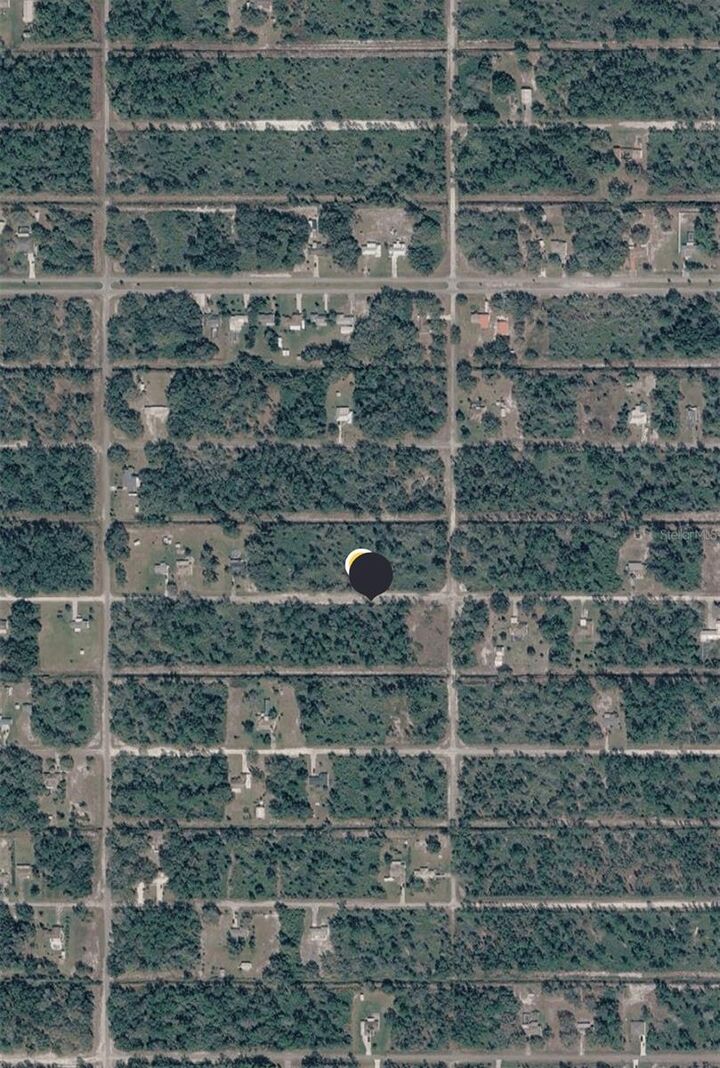 Property Photo: 906 Granada Drive FL 33855