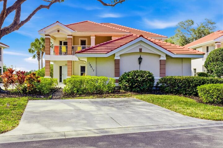 Property Photo:  14017 Willow Glen Court 104  FL 33953 
