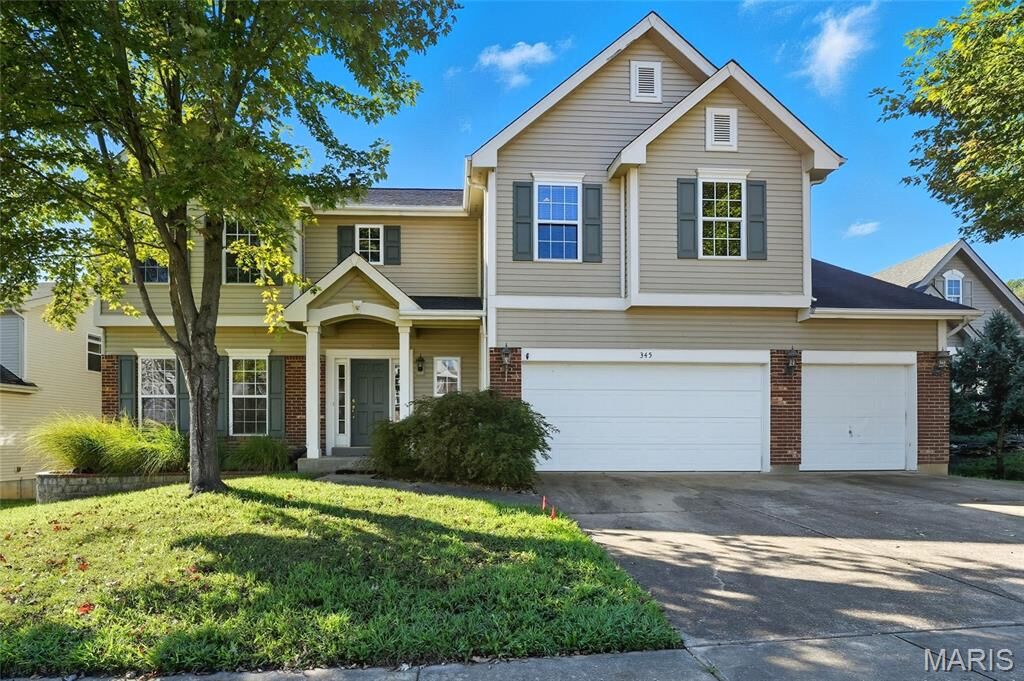 Property Photo: 345 Palisades Ridge Court MO 63025