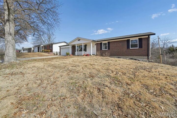 Property Photo:  1056 King Carey Drive  MO 63146 