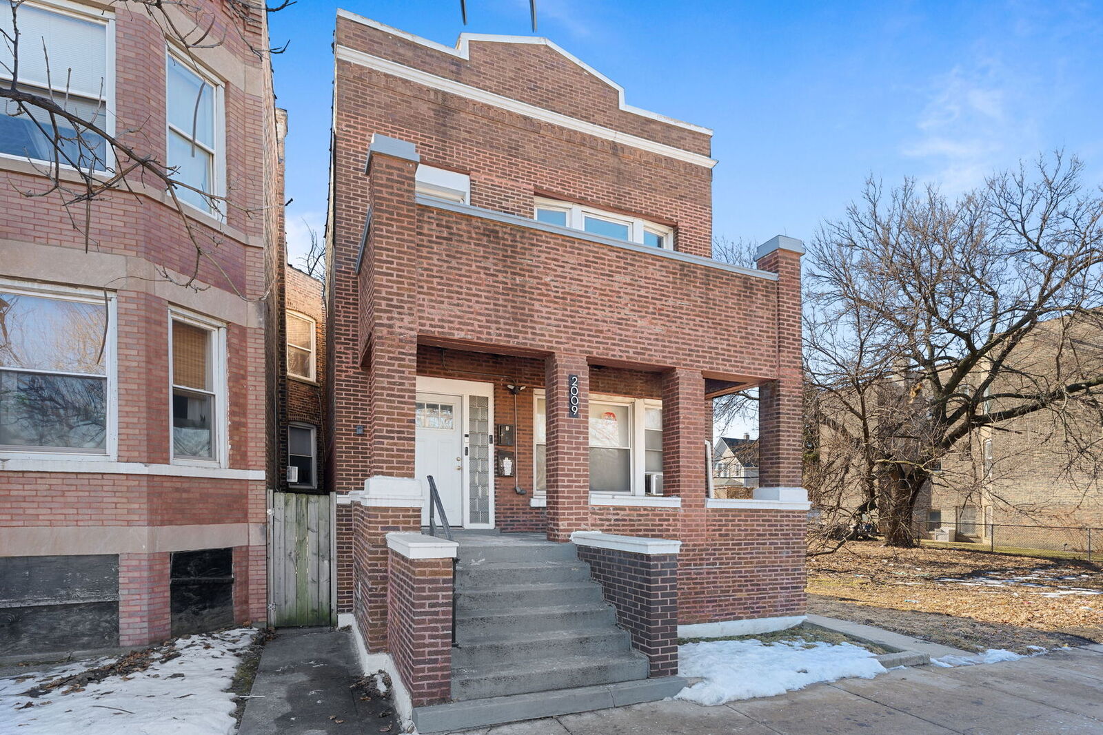 Property Photo: 2009 W Garfield Boulevard IL 60636