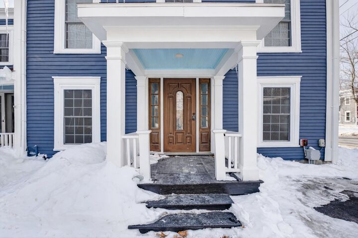 Property Photo:  83 Main Street  ME 04093 