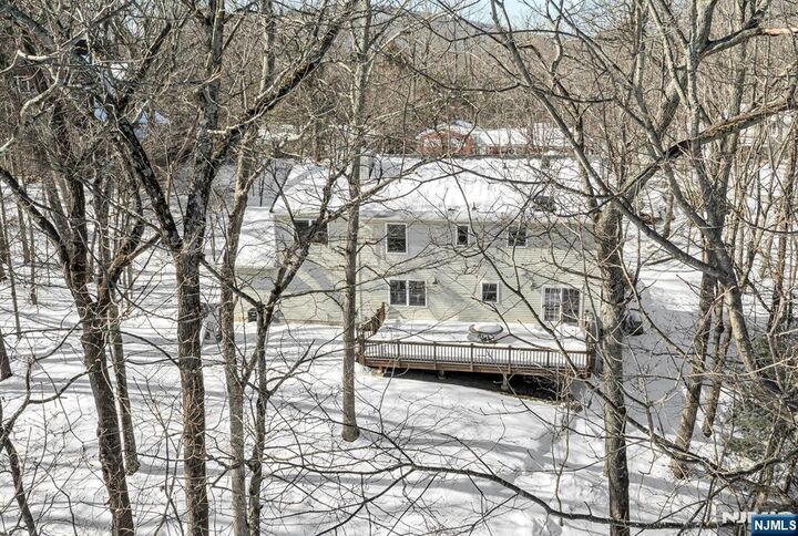 Property Photo:  25 Alta Vista Drive  NJ 07456 