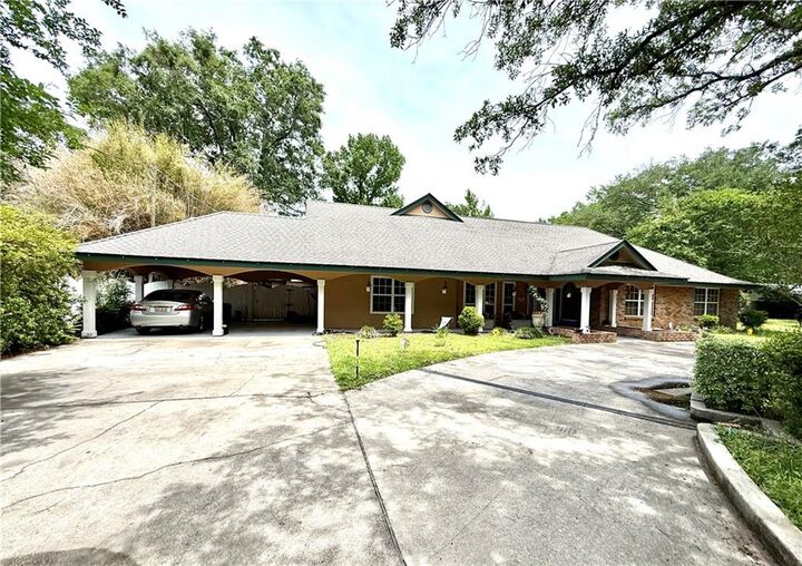 Property Photo:  81688 Hwy 41 Highway  LA 70431 