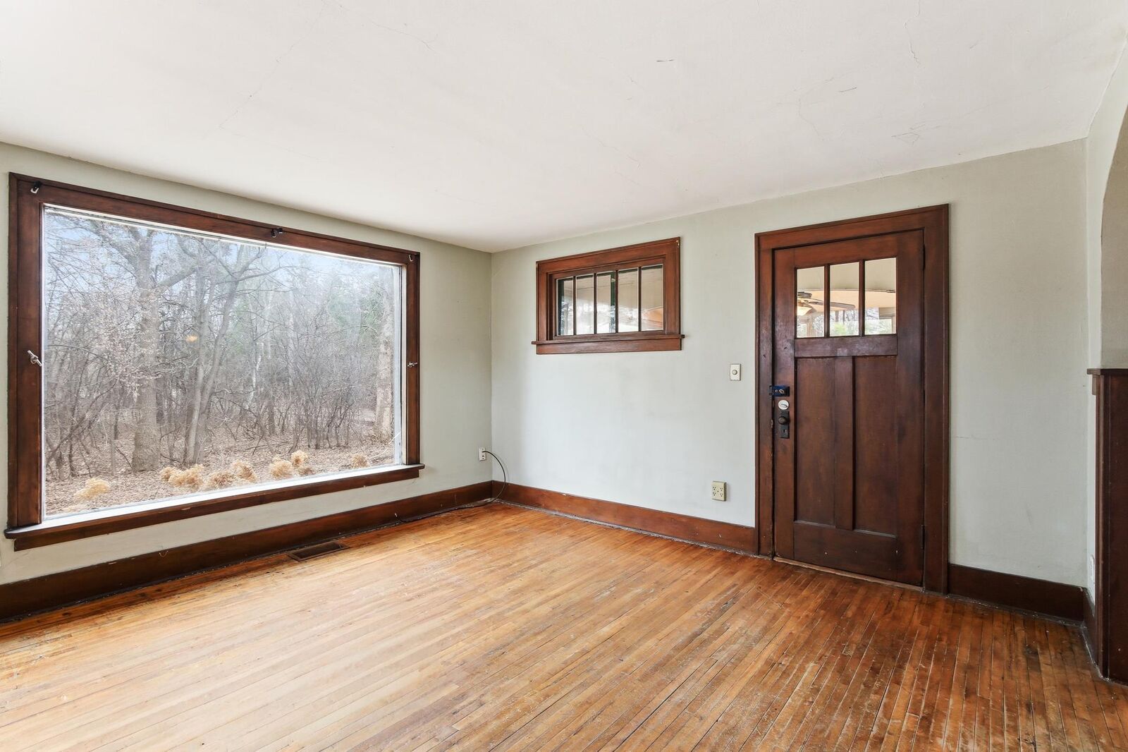 Property Photo:  285 N Old Crystal Bay Road  MN 55356 