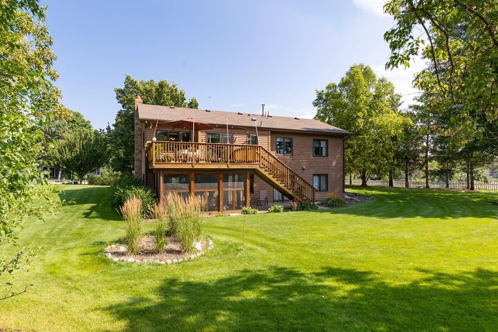 Property Photo: 185 Orchard Circle MN 55356