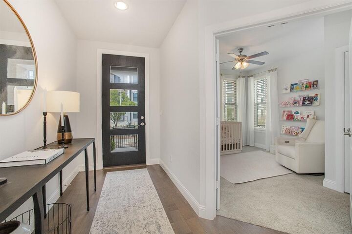 Property Photo:  1117 Tea Olive Lane  TX 75212 