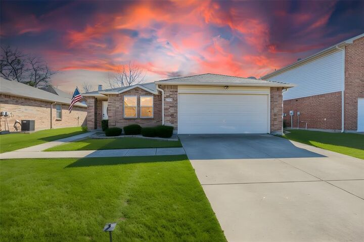 Property Photo:  5405 Mountain Pointe Drive  TX 75071 