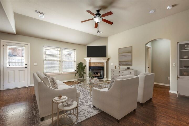 Property Photo: 430 Trieste Drive AR 72719