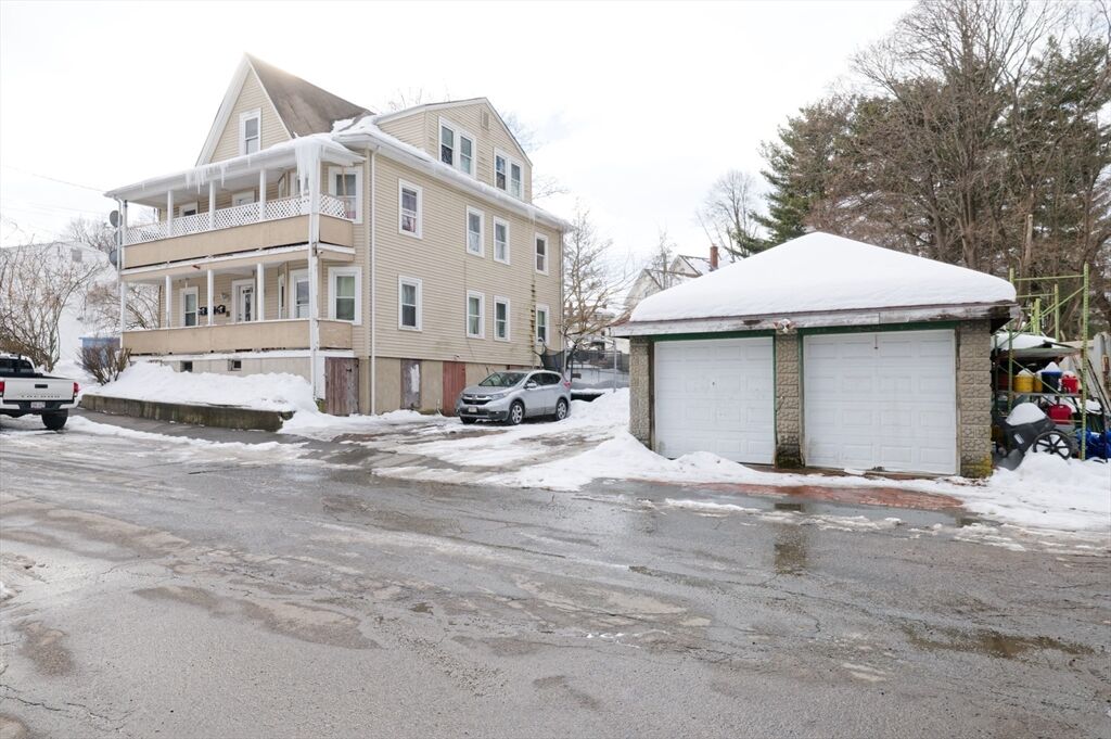 Property Photo:  10 Rhubena St  MA 01702 