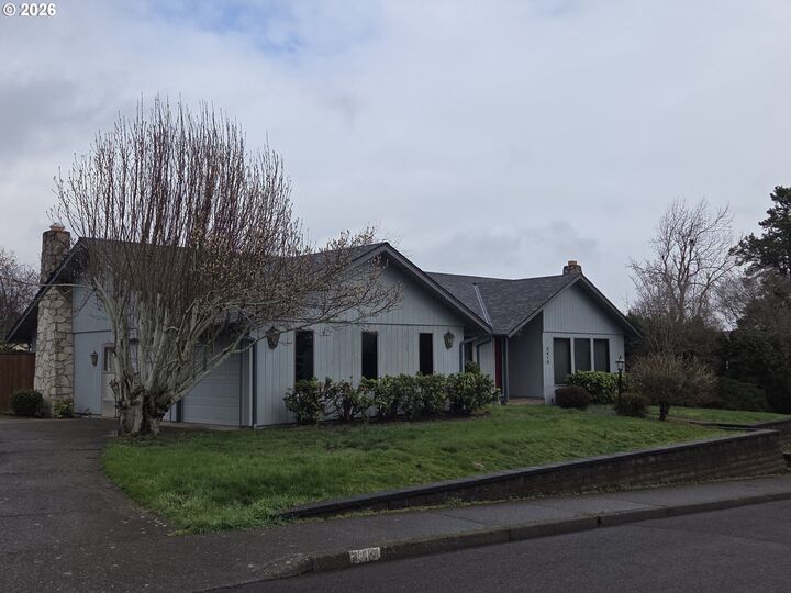 Property Photo: 3419 Broken Arrow Loop OR 97304