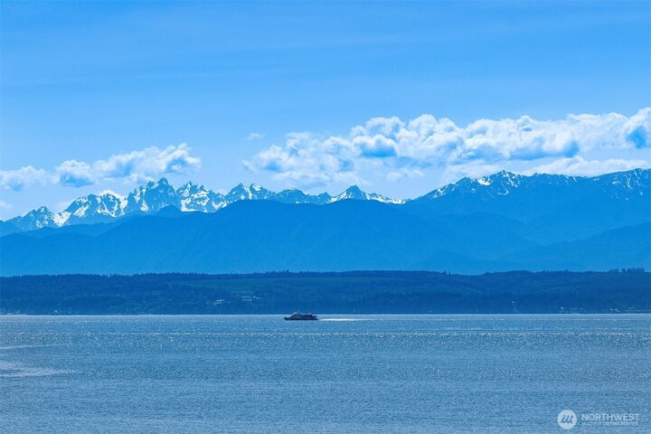 Property Photo:  5608  Tara Drive  WA 98249 