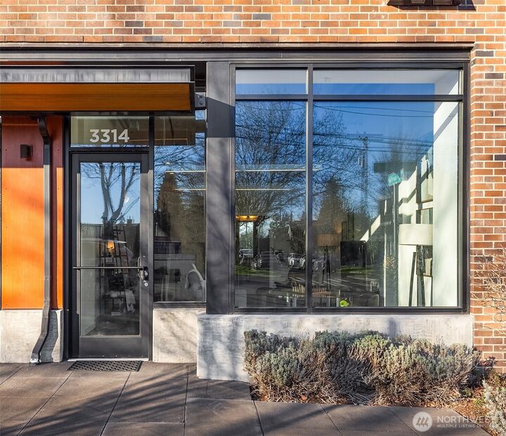 Property Photo:  3314 NE 65th Street 105  WA 98115 