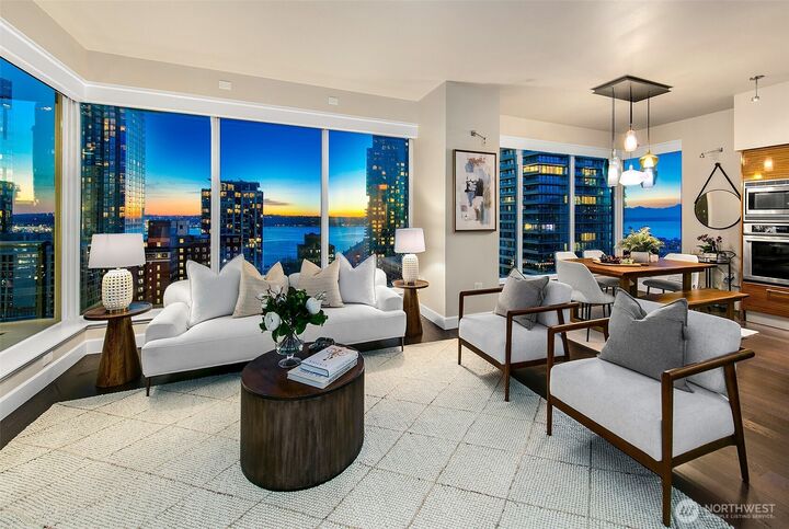 Property Photo:  1920  4th Avenue 2104  WA 98101 