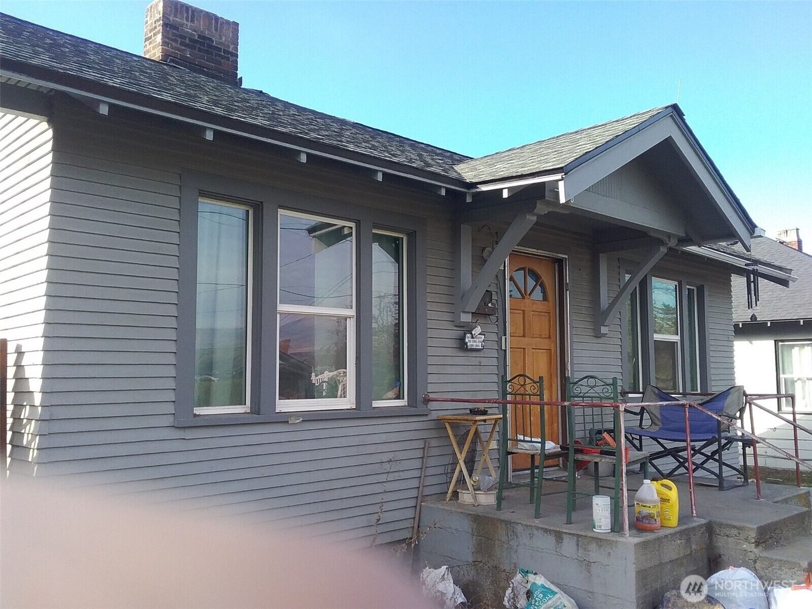 Property Photo:  912  Okanogan Avenue  WA 98801 