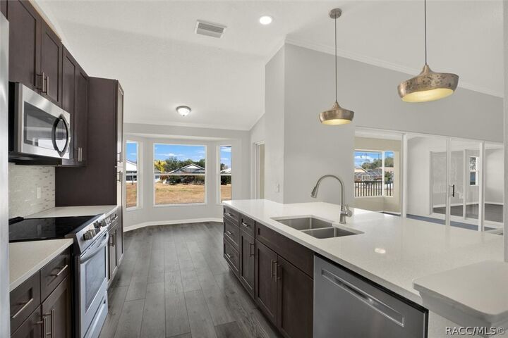 Property Photo: 11013 Torrey Pines Court FL 34667