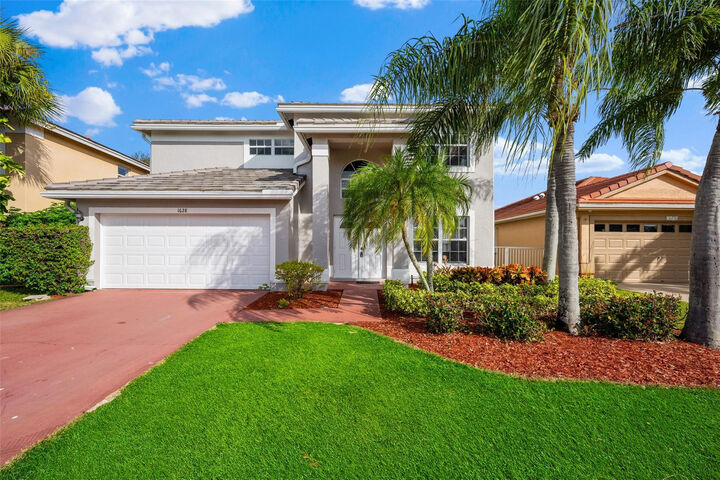 Property Photo:  1628 S Club Drive  FL 33414 