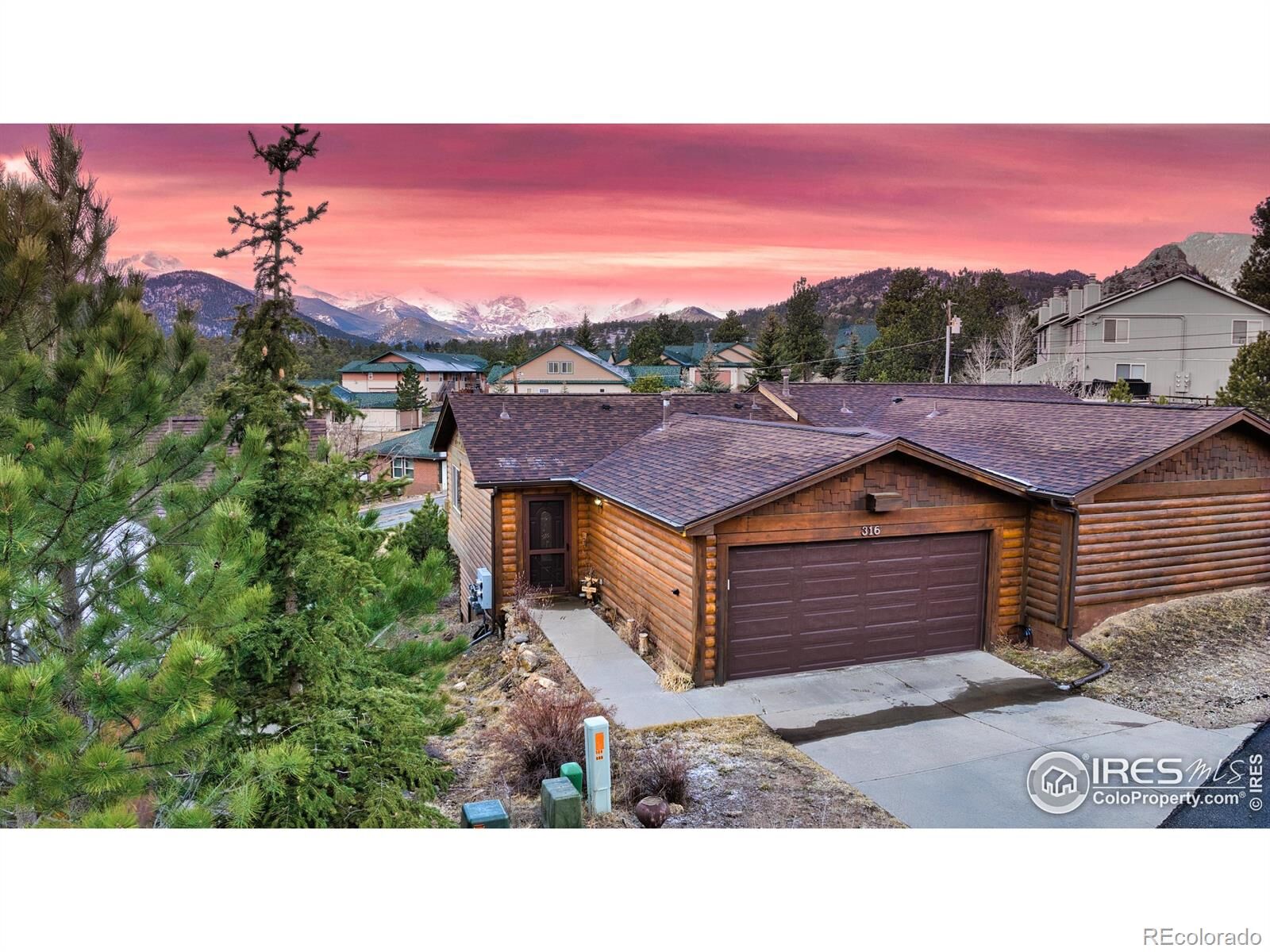 Property Photo:  316 Big Horn Drive  CO 80517 