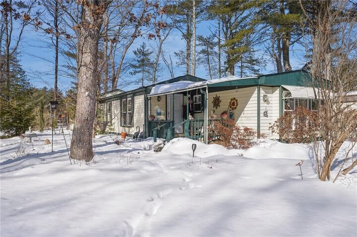 Property Photo:  4 Leisure Way  RI 02816 