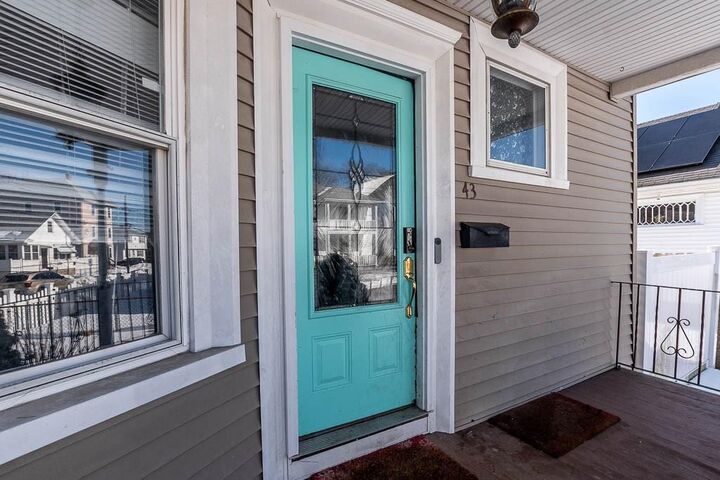 Property Photo:  43 Warwick Road  RI 02861 